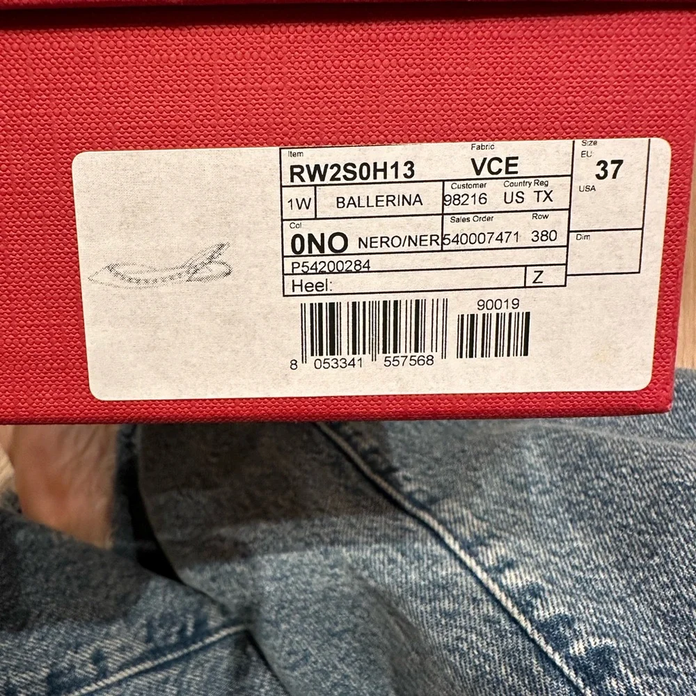 Valentino Ballerina Rockstud Black Point Toe Flats - Picture 14 of 14